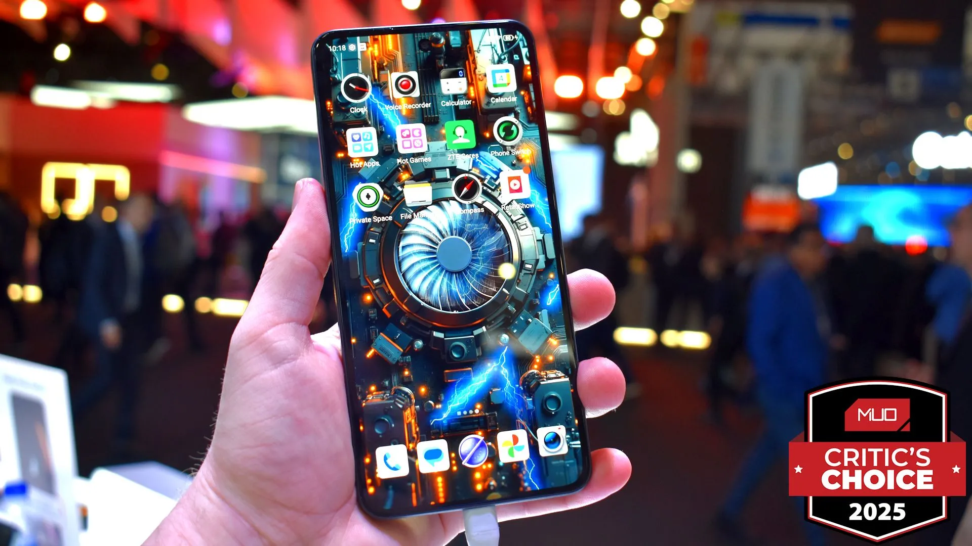Nubia Neo 3 GT 5G, smartphone gaming giá phải chăng, trưng bày mặt trước tại MWC 2025.