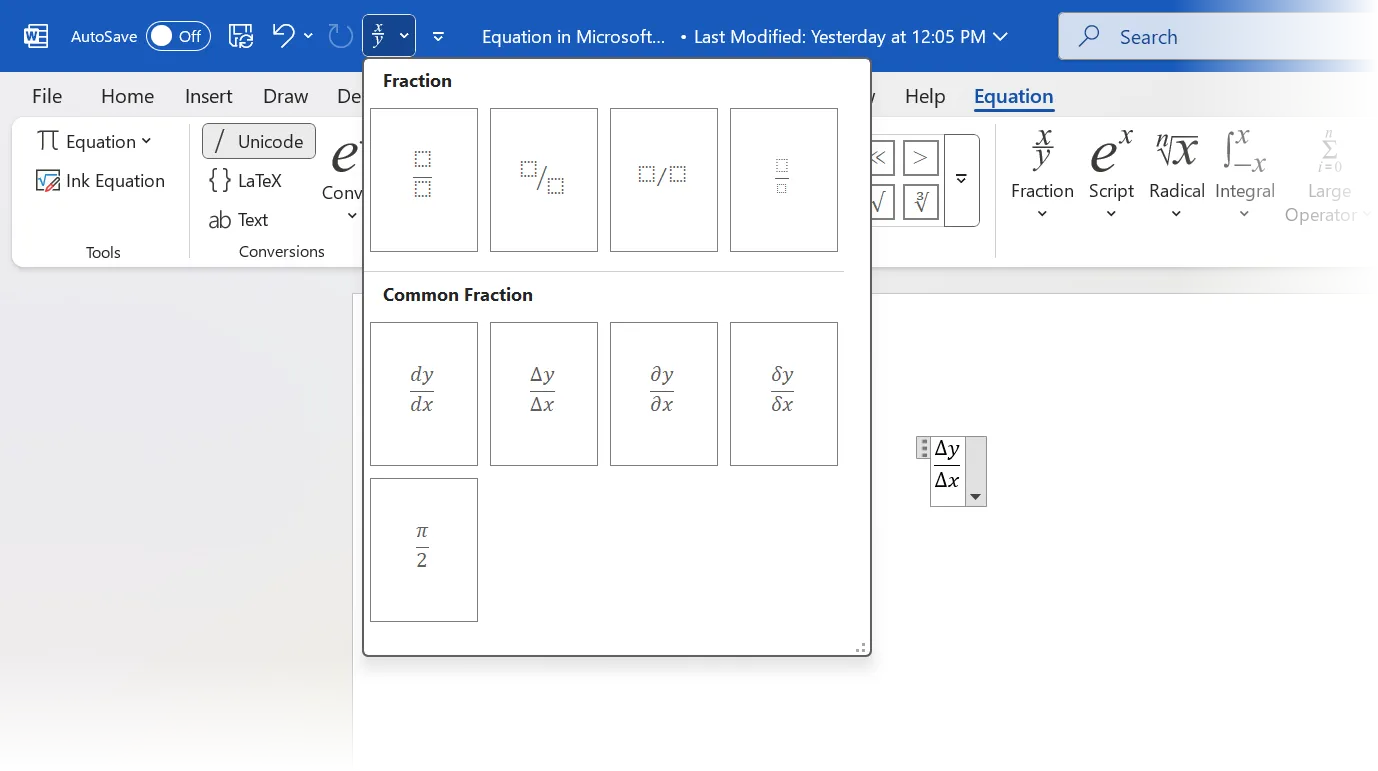 Nút Equation được thêm vào thanh Quick Access Toolbar trong Microsoft Word, giúp truy cập nhanh công cụ soạn thảo công thức toán.