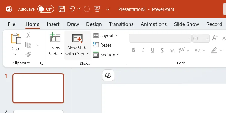 Nút New Slide with Copilot (Trang chiếu mới với Copilot) trong tab Insert của PowerPoint.