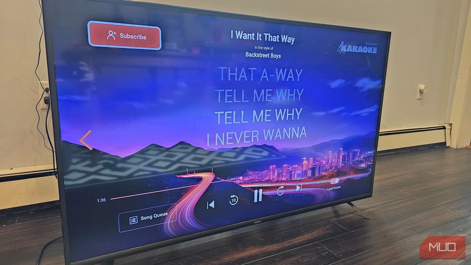 Quảng cáo pop-up lạ xuất hiện trên màn hình Smart TV, gây gián đoạn trải nghiệm người dùng