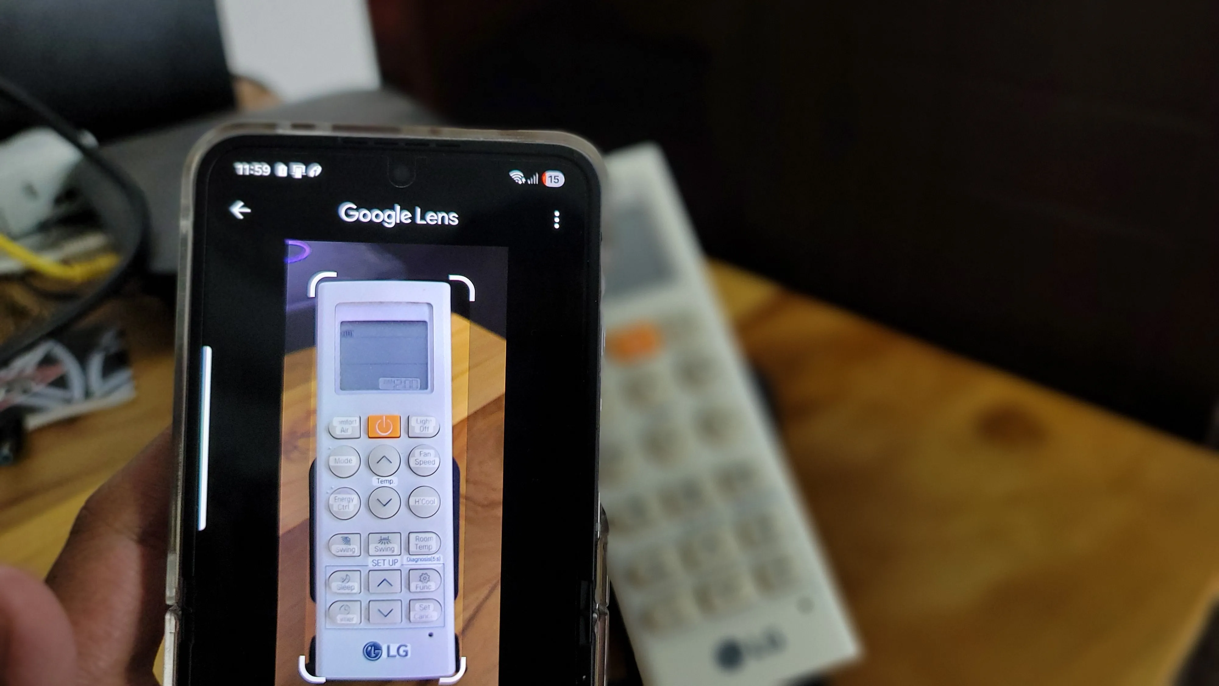Sử dụng Google Lens để tìm hướng dẫn sử dụng điều khiển điều hòa và thiết bị gia dụng khác