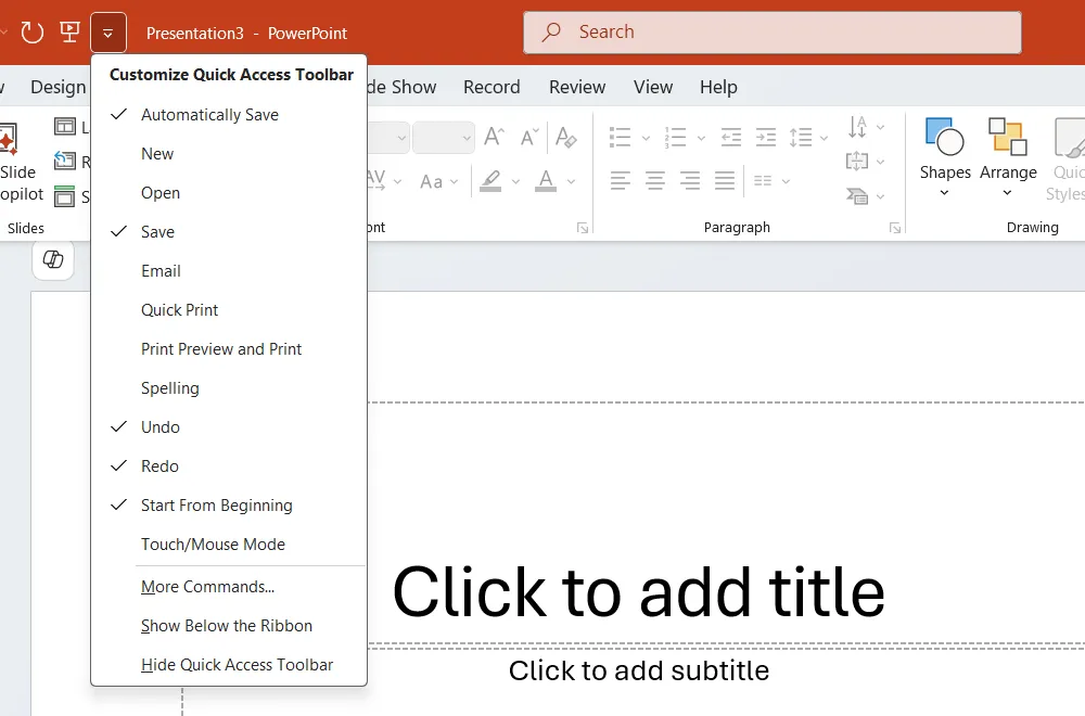 Thanh công cụ truy cập nhanh Quick Access Toolbar trong giao diện PowerPoint.