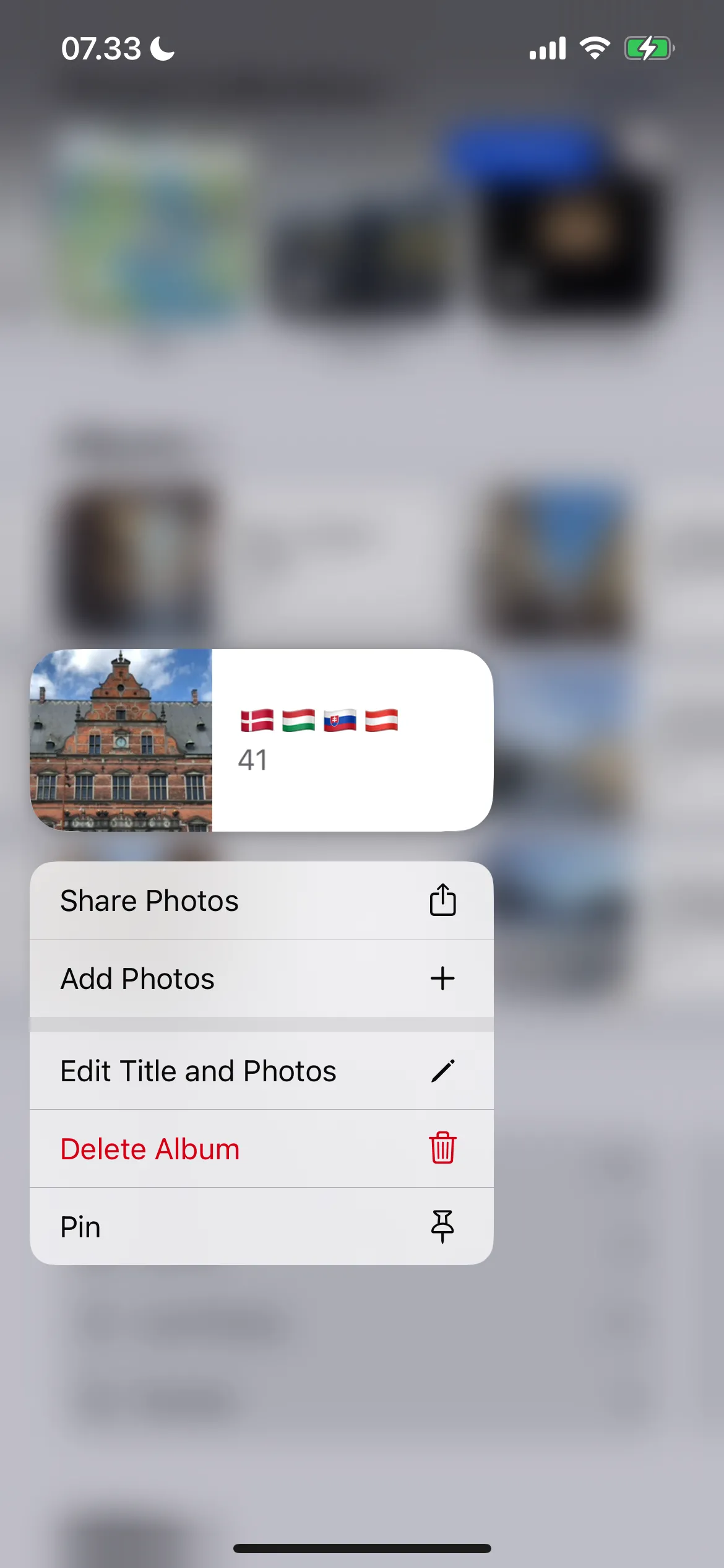 Thao tác xóa album ảnh không cần thiết trên iPhone iOS