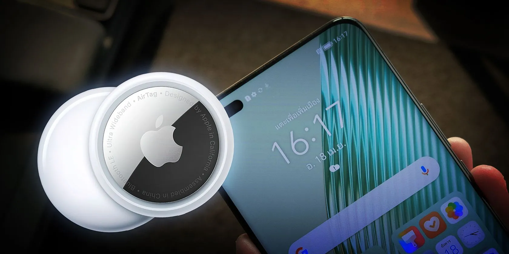 Thiết bị theo dõi Apple AirTag và điện thoại Android minh họa tính năng phát hiện thiết bị theo dõi không mong muốn