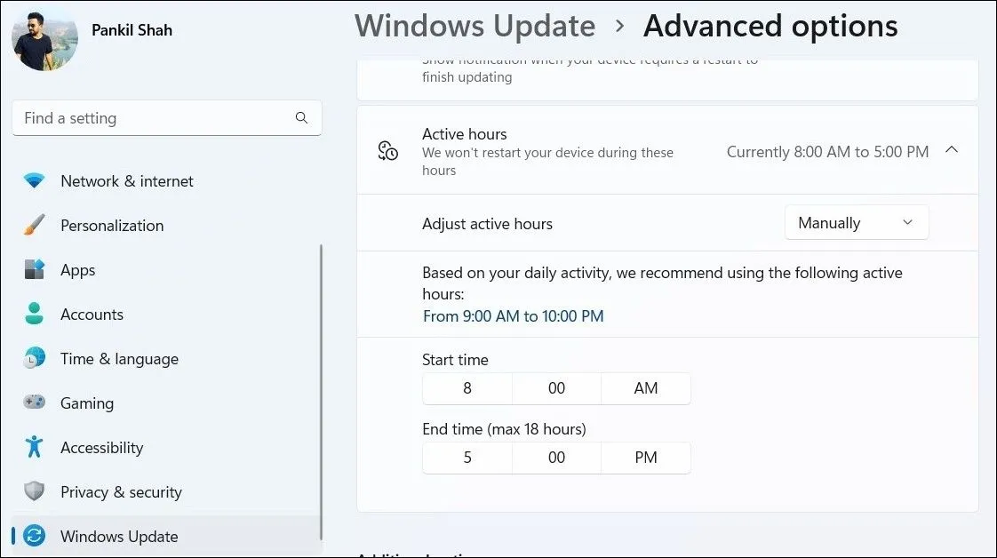 Thiết lập Giờ Hoạt Động thủ công trong cài đặt Windows để tránh khởi động lại.