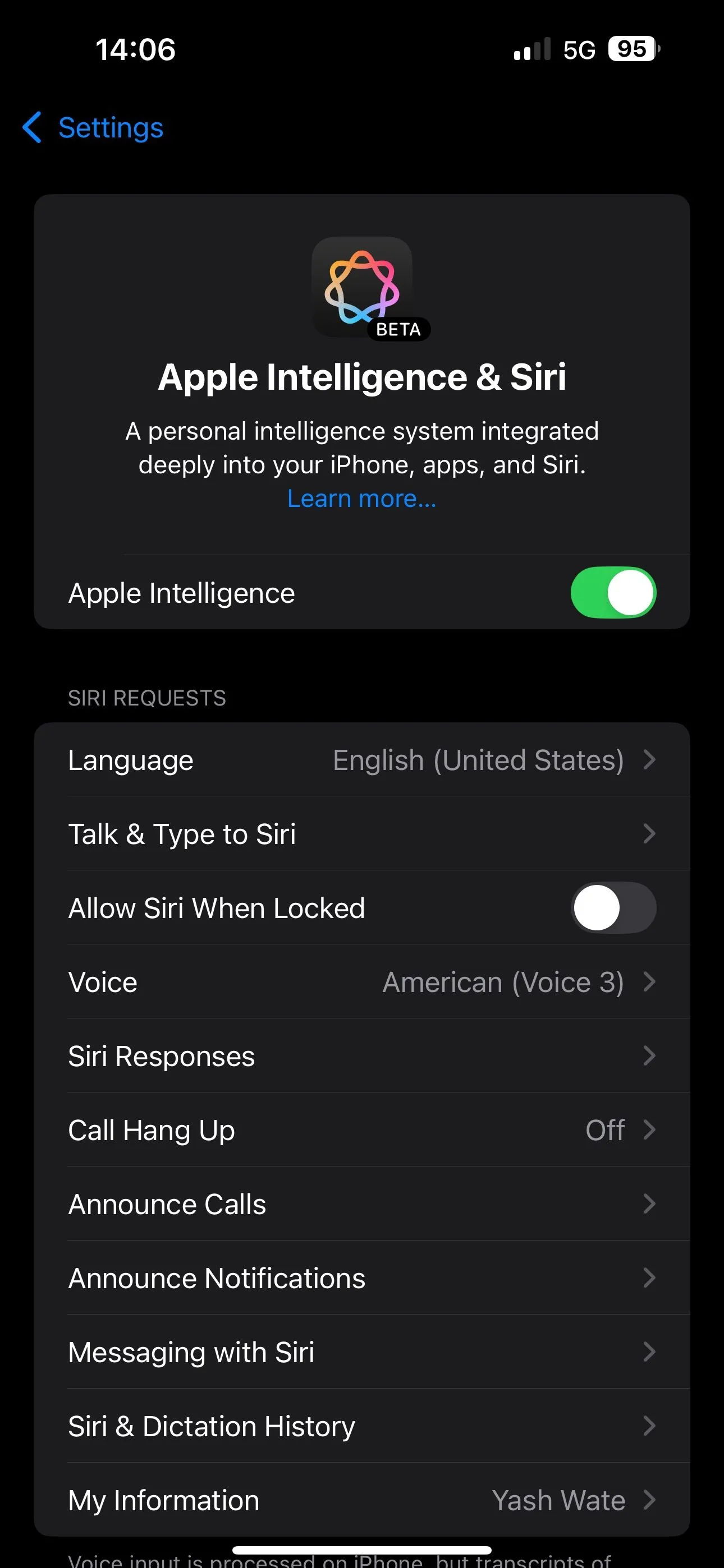 Trang cài đặt Apple Intelligence & Siri trong ứng dụng Cài đặt iOS.