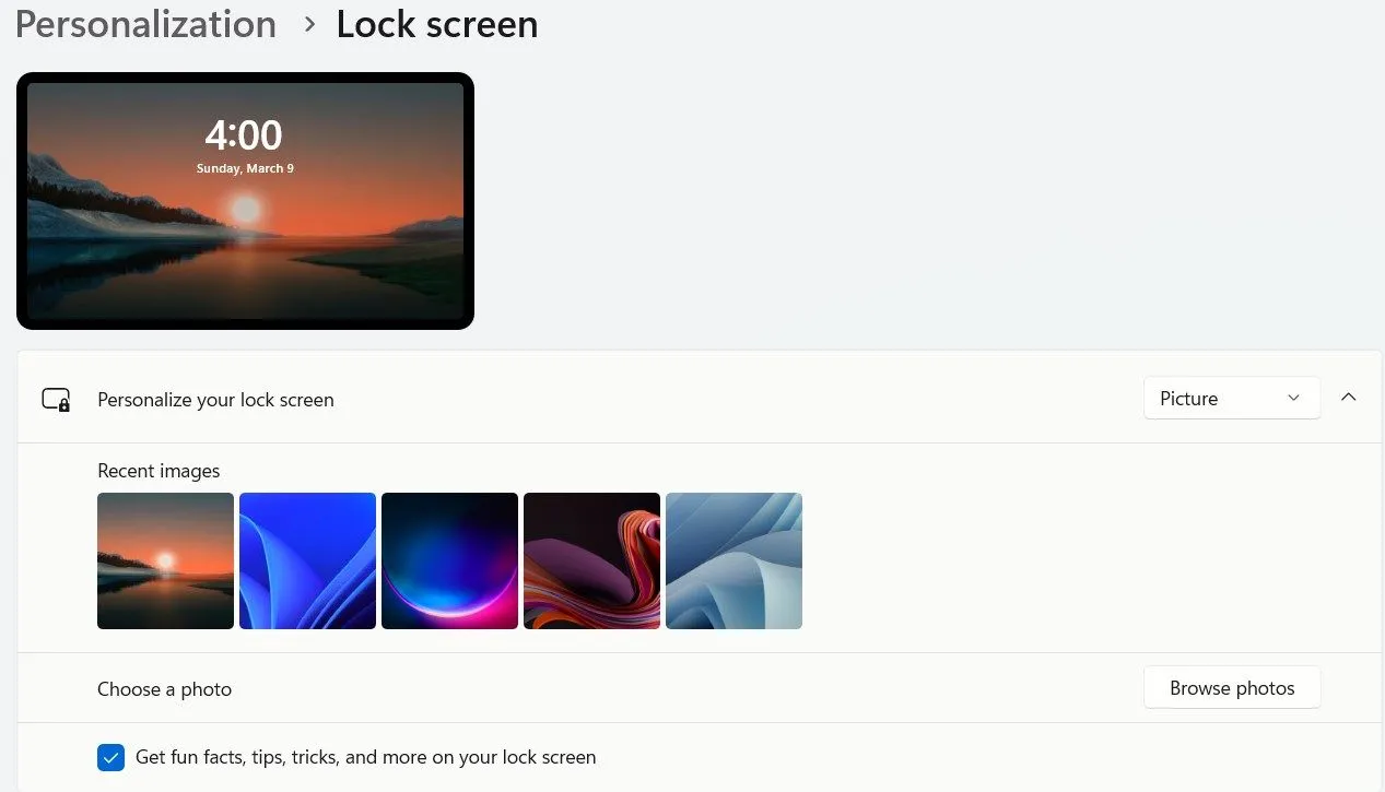 Tùy chỉnh hình nền màn hình khóa trên Windows 11 thông qua cài đặt Cá nhân hóa.