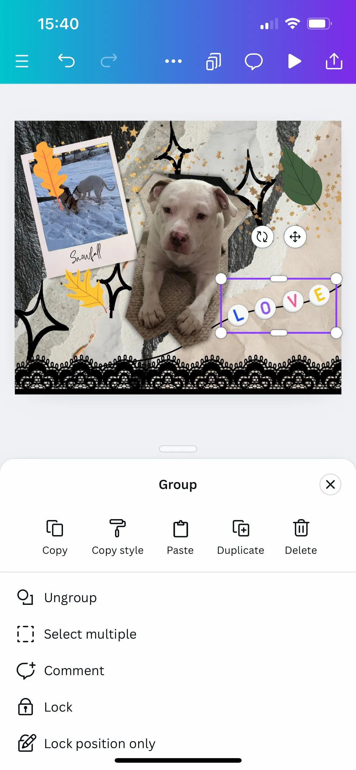 Tùy chọn 'Bỏ nhóm' hiển thị trên thanh công cụ của ứng dụng Canva khi một nhóm đối tượng được chọn.
