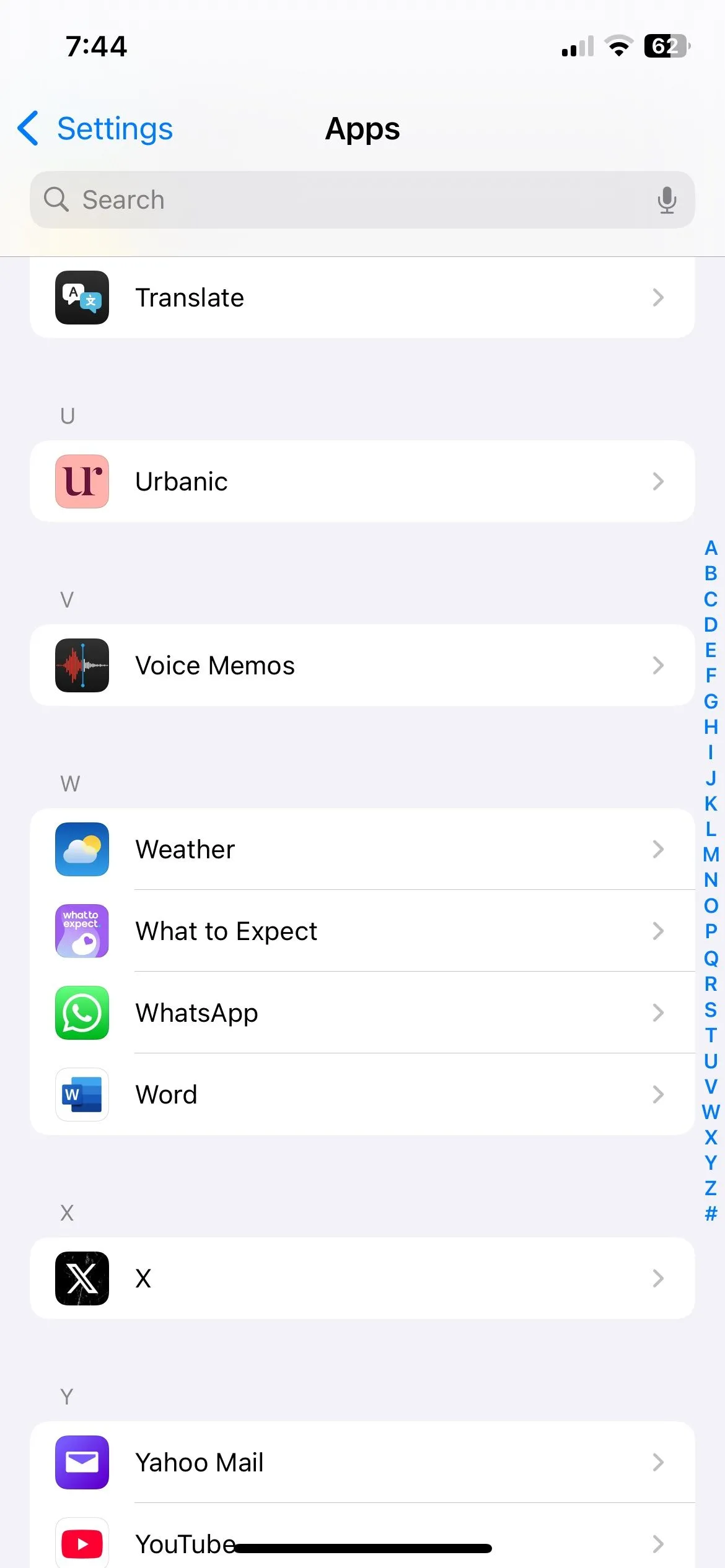 Ứng dụng Ghi âm (Voice Memos) trong danh sách Ứng dụng trên iPhone