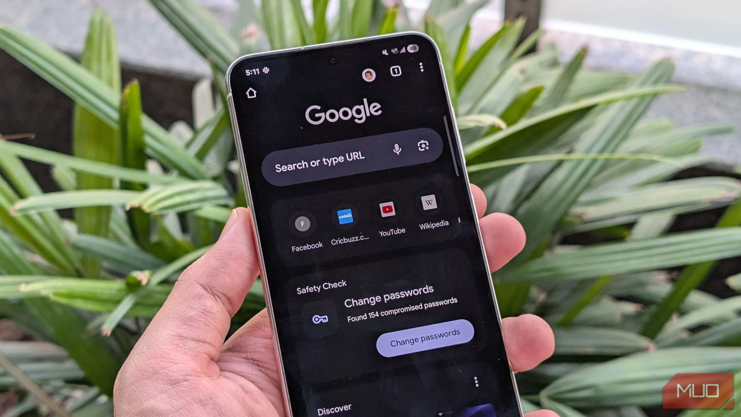 Ứng dụng Google Chrome trên màn hình điện thoại Android, biểu thị giao diện quen thuộc nhưng ít đổi mới.