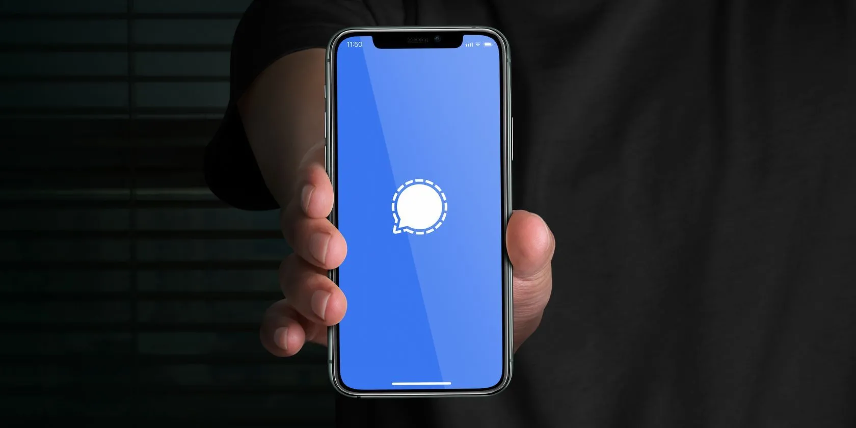 Ứng dụng Signal trên điện thoại - Biểu tượng của nhắn tin riêng tư