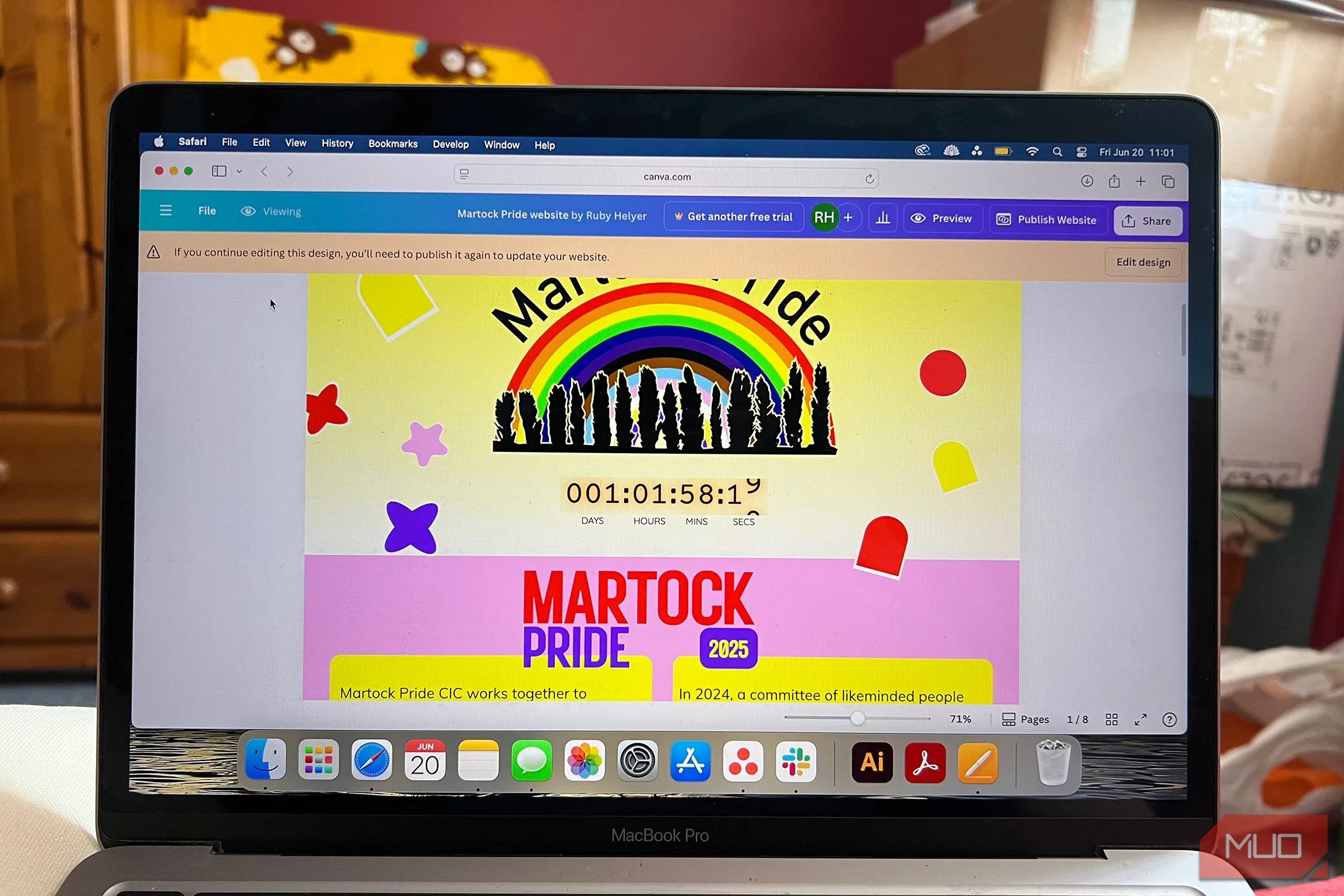 Ví dụ website Martock Pride trên Canva tích hợp ứng dụng đếm ngược thời gian